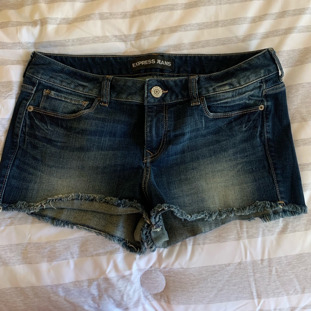 Express shorts